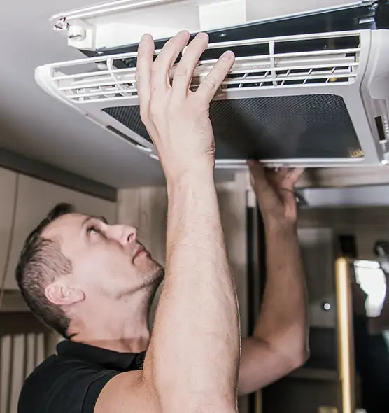 Professional Licensed And Insured Cleaners in Town 'n' Country, FL